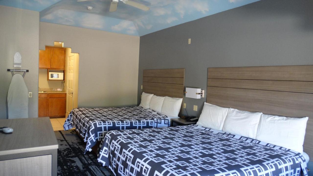 Regency Inn And Suites Humble Bagian luar foto